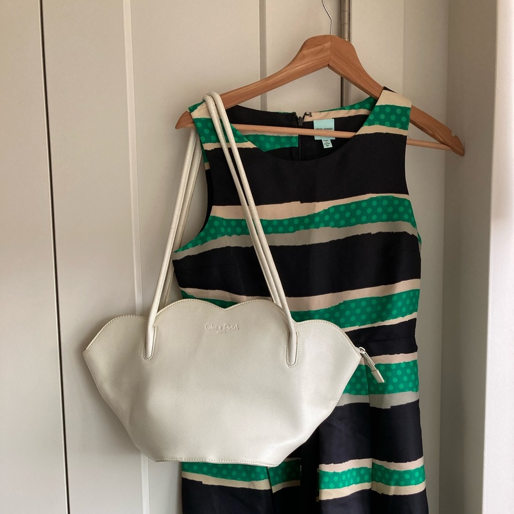 PERFECT FOR SUMMER! Rare real white leather Cleo and Patek bag made in Paris.
